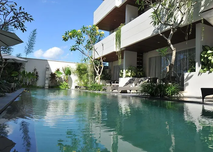 Swiss-belcourt Sunset 4* Seminyak (Bali)
