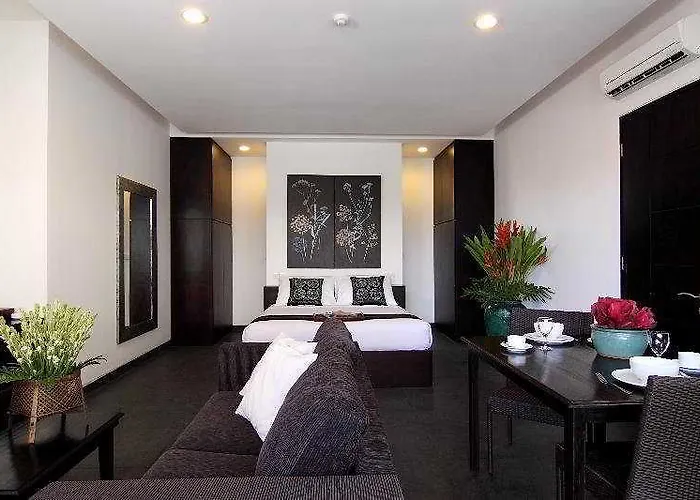 Swiss-belcourt Sunset Aparthotel 4*