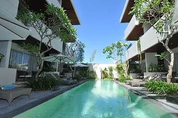 Swiss-belcourt Sunset Aparthotel Seminyak